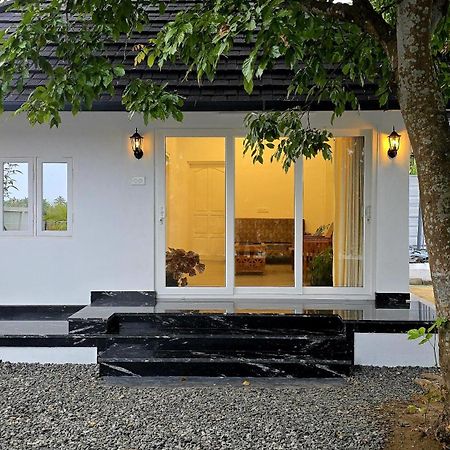 Pradeep'S Backwater Villa Kochi Exteriér fotografie